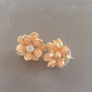 Vintage flower earrings
